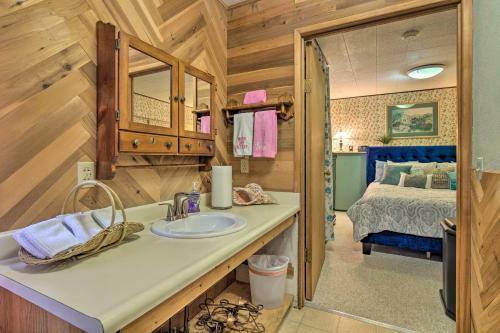 Waterfront House With Glacial Views - Near Downtown!