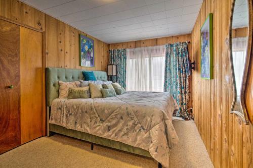 Waterfront House With Glacial Views - Near Downtown!