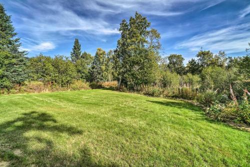 Pet-friendly Home With Northern Lights Aurora View