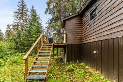 Girdwood Mountain House