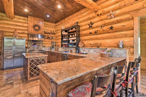 Legacy Mountain Lodge 40-acre Ranch With Views!