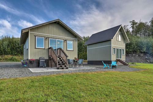 Secluded Palmer Home With Mountain Views!