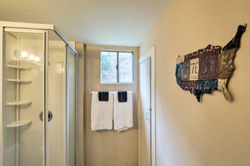 Bisbee House With Private Yard, Parking, Grill!