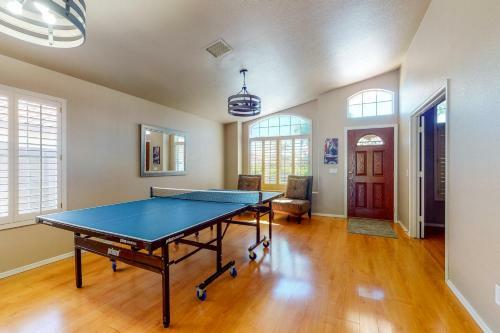 Tabi's Poolside Hideaway