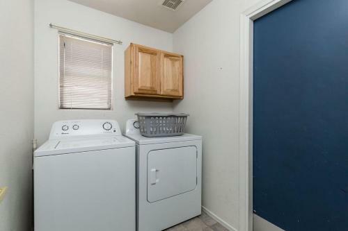 Chandler Oasis - 4 Bedroom By Casago
