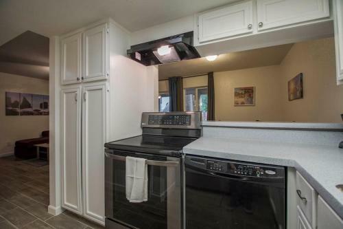 34a Casa Grande Modern 1bd Condo W Heated Pool