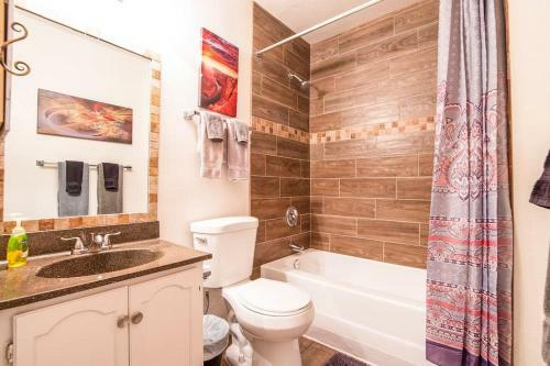 44a Modern Casa Grande Large 1bd W Heated Pool 44a