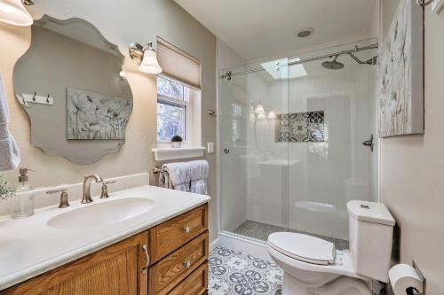Upscale Flagstaff House With Hot Tub, Deck And Mtn Views!