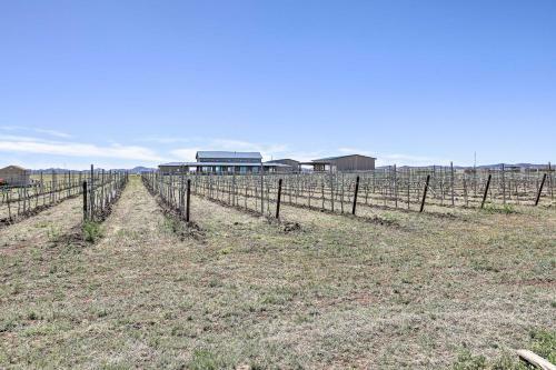 Modern Elgin Home Walk To Wineries And Pets Welcome