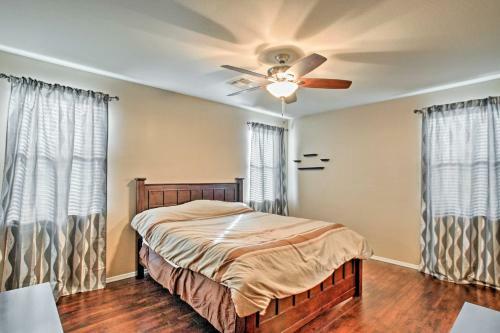 Spacious Gilbert Family Home With Yard - Dog Friendly