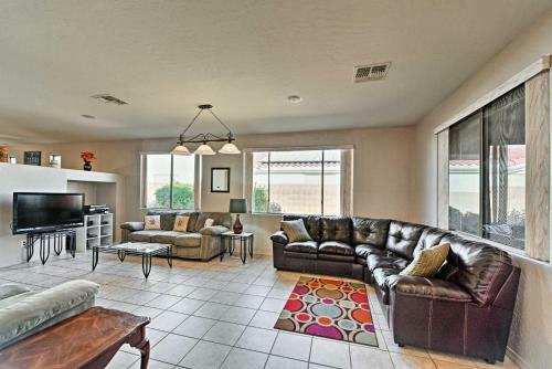 Goodyear Getaway With Private Pool And Outdoor Lounge!