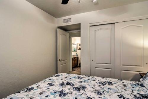 Gilbert Getaway With Fire Pit And Grill On Golf Course!