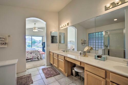 Glendale Getaway With Canal Views And Private Pool!