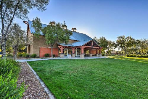 Lux Gilbert Home W/pvt Heated Pool+putting Green!