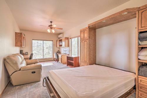 Secluded Heber Cabin With Valley Views And Deck!