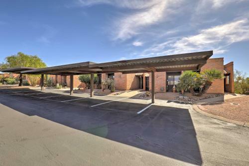 Townhome With Private Patio And Mountain Views!