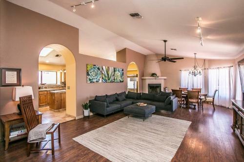 Fountain Hills With Heated Pool And Amazing Views!