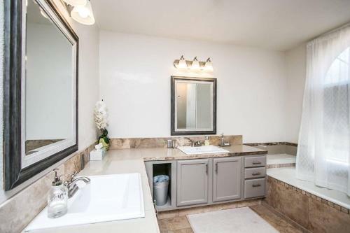 Fountain Hills With Heated Pool And Amazing Views!