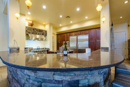 Casa Sunridge Home