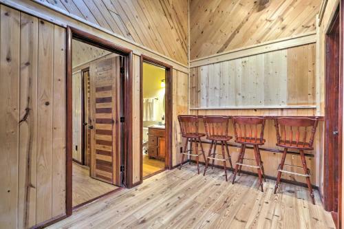 Inviting Bear Pine Cabin With Porch And Deck!