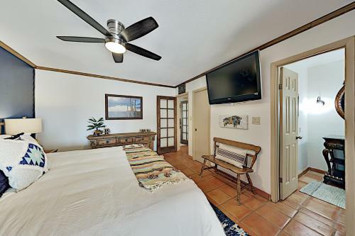 Fountain Hills Oasis With Mountain Views & Pool! Home