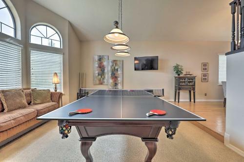 Lakefront Gilbert Getaway With Pool And 2 Kayaks!
