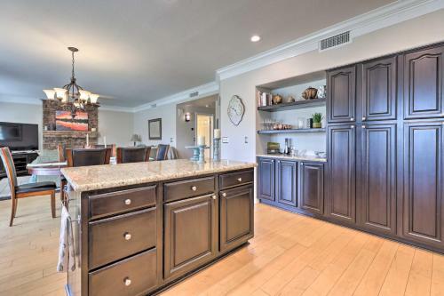 Lakefront Gilbert Getaway With Pool And 2 Kayaks!