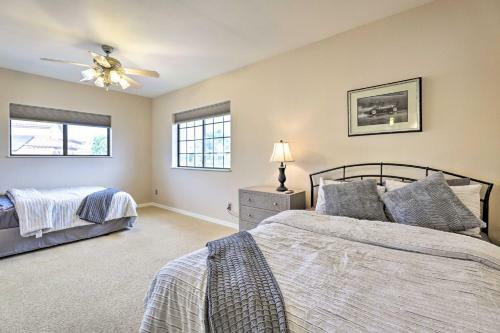 Lakefront Gilbert Getaway With Pool And 2 Kayaks!