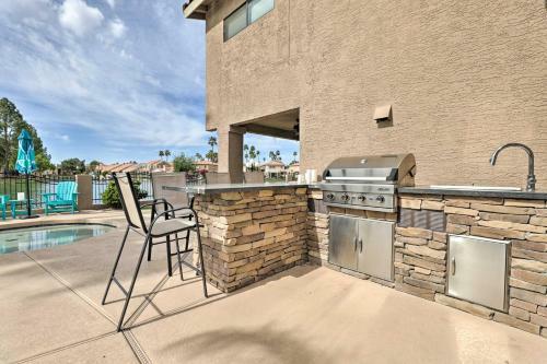 Lakefront Gilbert Getaway With Pool And 2 Kayaks!