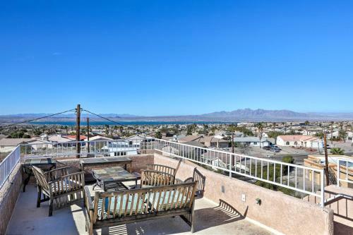 Lake Havasu City Home With Rooftop Deck And Mtn Views!