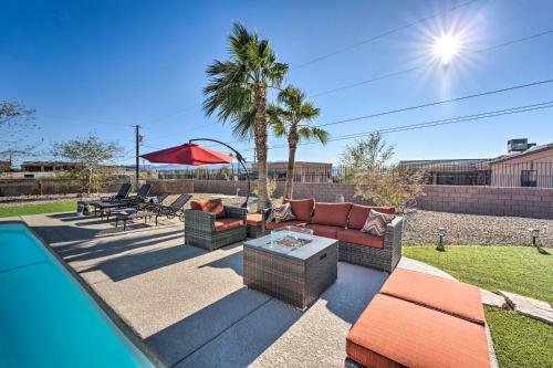 Cozy Oasis About 2 Mi To Lake, 2 Blocks To Dtwn!