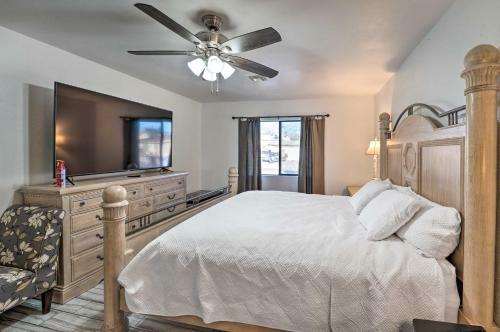 Cozy Home With Large Yard, 2 Mi To Lake Havasu!