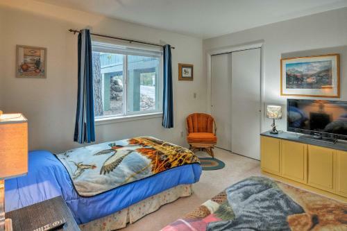 Munds Park Home With 3 Decks - Great Wooded Location