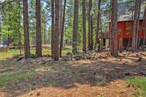 Munds Park Home With 3 Decks - Great Wooded Location