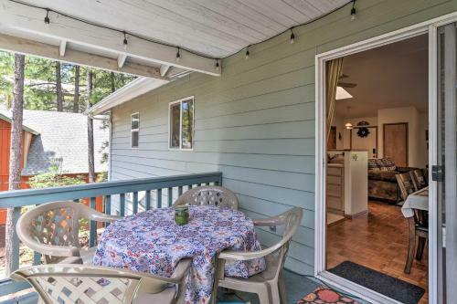 Munds Park Home With 3 Decks - Great Wooded Location