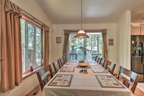 Munds Park Home With 3 Decks - Great Wooded Location