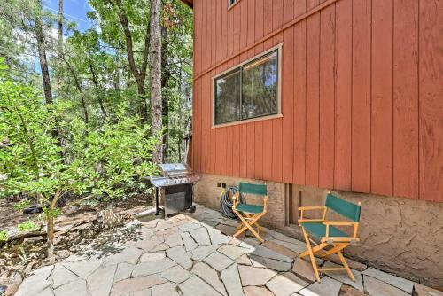 Spacious Munds Park Cabin Nestled In The Pines