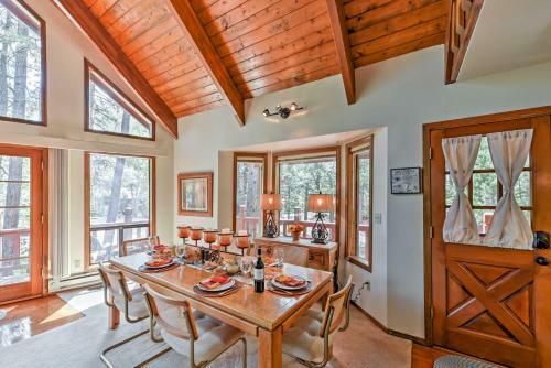 Spacious Munds Park Cabin Nestled In The Pines