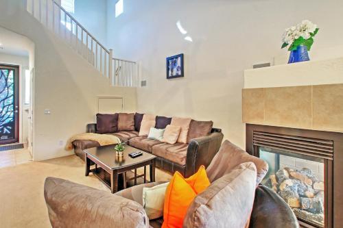 Spacious Mesa Home With Hot Tub, Fire Pit, And Grill!