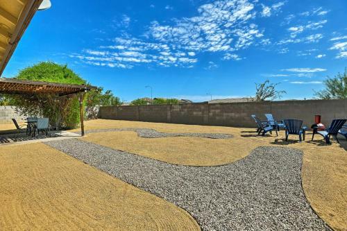 Newly Remodeled Mesa Home With Backyard And Fire Pit!