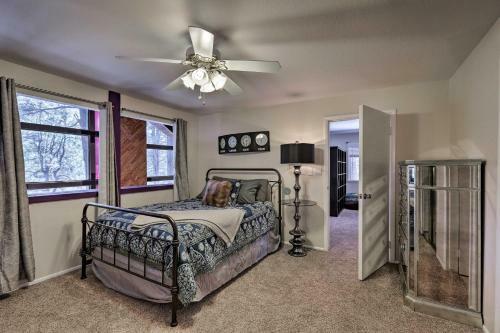 Flagstaff Cabin With Large Deck And Fenced Yard!