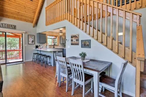 Modern Munds Park Home With Loft, Deck And Fire Pit