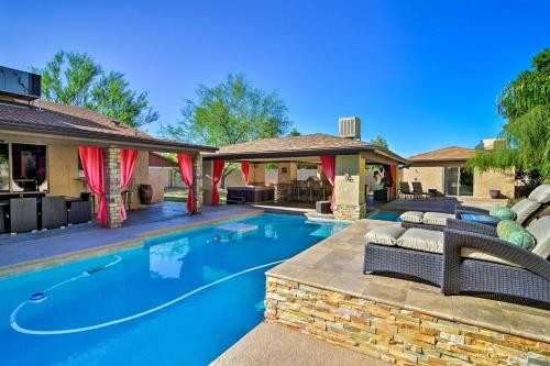 Red Mountain Mesa Oasis Pool, Bar And Game Room!