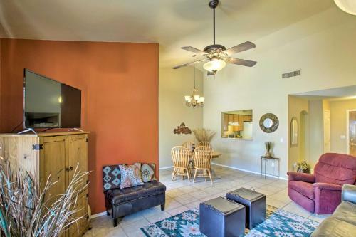 Sun-soaked Mesa Townhome 18 Mi To Phoenix!