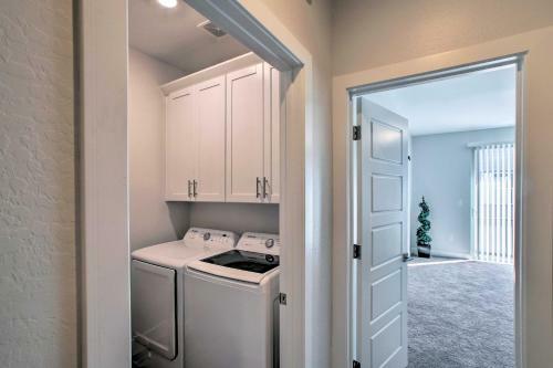 Stylish Mesa Townhome, 8 Mi To Usery Mtn Park