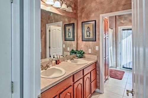 Spacious Luxe Oro Valley Home With Pool, Spa And Mtn View