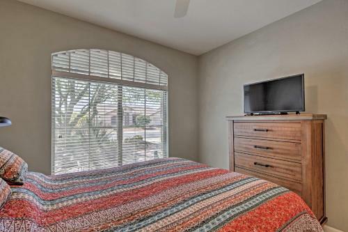 Oro Valley House With Outdoor Fireplace And Mtn Views!