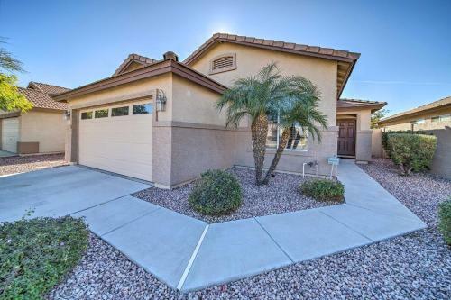 Radiant Peoria Paradise House With Pool And Patio!