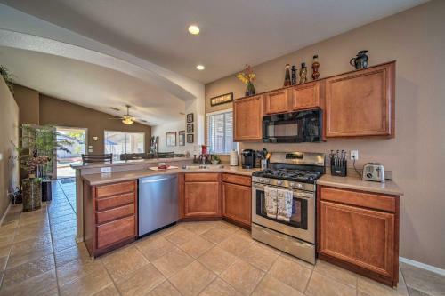 Radiant Peoria Paradise House With Pool And Patio!