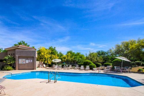 Vistoso Condo #218c